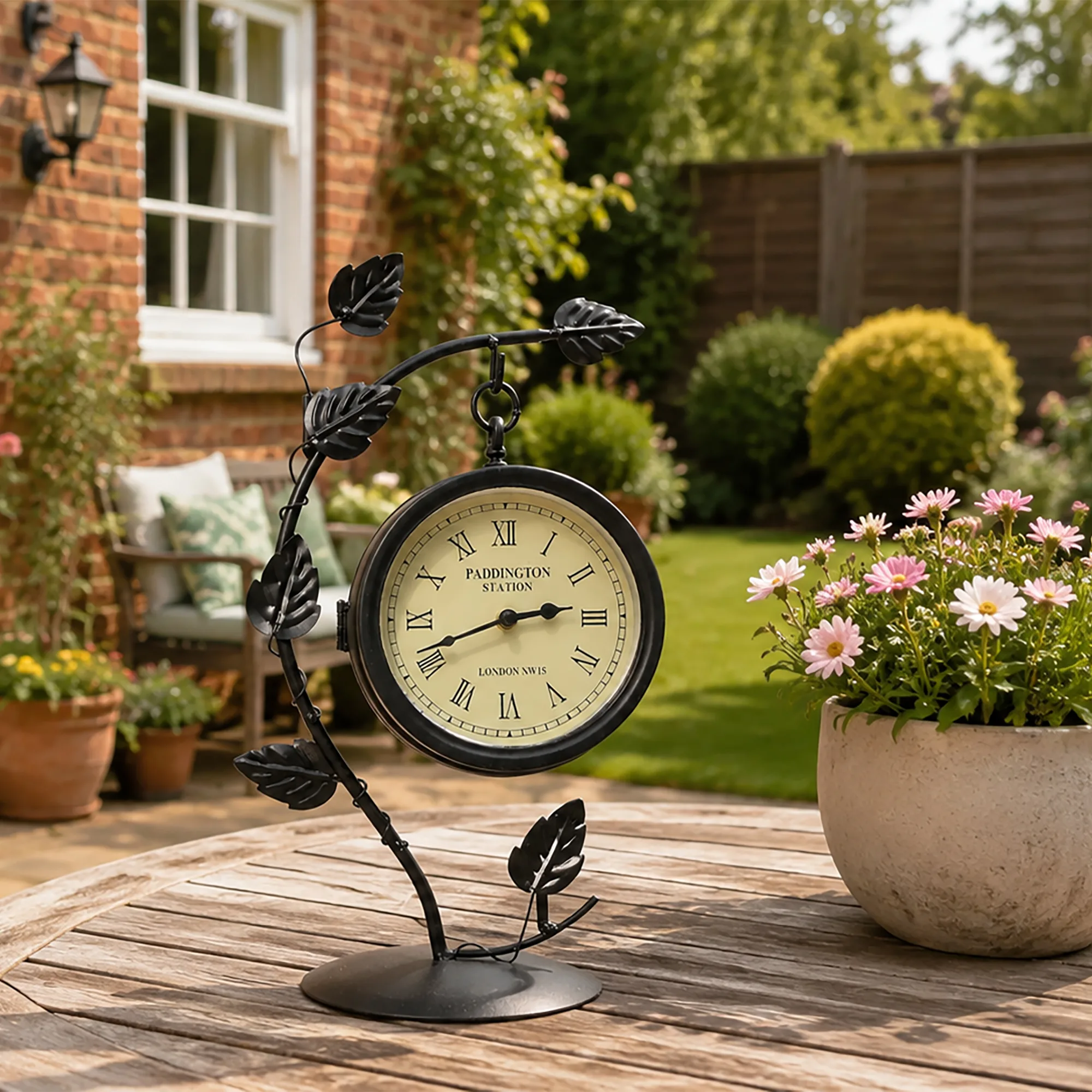 Double Sided Leaf Design Garden Clock for Outdoor